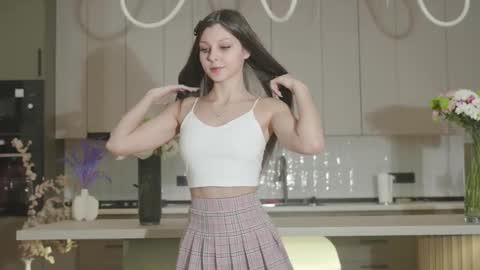 Naomi online show from November 2025 02:11:01 AM