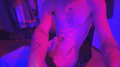 Snapshot of whispersonhickory chatting on December 2024 10:56:02 AM whispersonhickory online show from December 2024 10:56:02 AM