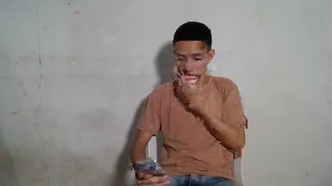 Snapshot of white_boy84723 chatting on January 2025 06:28:01 AM white boy online show from January 2025 06:28:01 AM