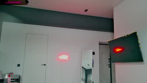 Snapshot of white_king999 chatting on December 2025 03:25:02 AM Max online show from December 2025 03:25:02 AM