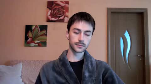 Tom online show from October 2025 02:03:02 PM