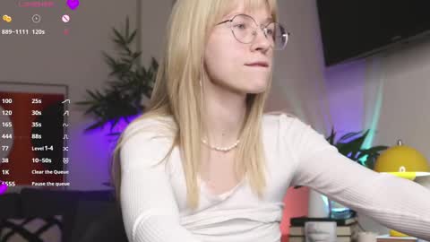 Snapshot of whiteanni chatting on January 2025 02:48:01 AM Anita online show from January 2025 02:48:01 AM