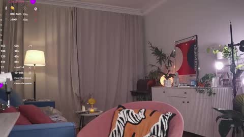 Snapshot of whiteanni chatting on December 2025 04:17:01 AM Anita online show from December 2025 04:17:01 AM