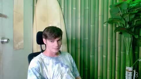 Snapshot of whiteboyinasia chatting on September 2025 04:43:01 PM Christian online show from September 2025 04:43:01 PM