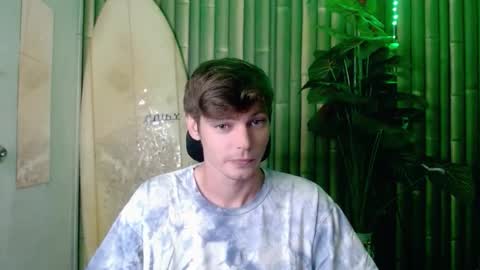 Snapshot of whiteboyinasia chatting on September 2025 12:10:01 PM Christian online show from September 2025 12:10:01 PM