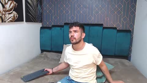 Snapshot of whitedylan9 chatting on February 2025 05:58:02 PM Dylan white online show from February 2025 05:58:02 PM