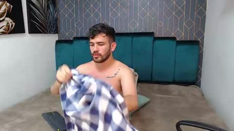 Snapshot of whitedylan9 chatting on February 2025 08:55:02 PM Dylan white online show from February 2025 08:55:02 PM