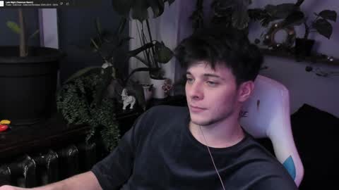 Gus online show from January 2025 05:31:01 PM