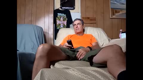 whitelion67 online show from October 2025 02:25:02 PM