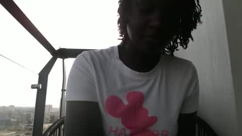 whitenightandqueen online show from May 2026 01:39:02 PM