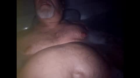 Snapshot of whiteoak19522 chatting on April 2026 09:47:01 AM whiteoak19522 online show from April 2026 09:47:01 AM