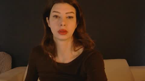 White Queen online show from January 2026 09:00:02 AM