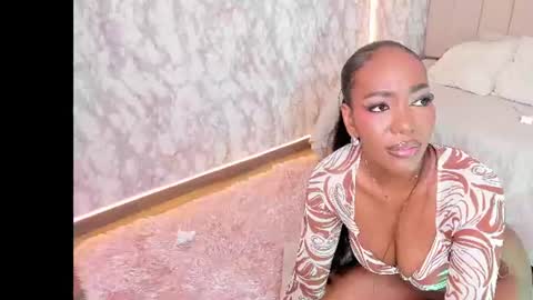whitneyyfox online show from July 2026 11:51:01 PM
