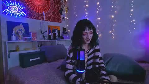 Alexa online show from November 2025 09:15:01 PM