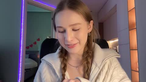 Snapshot of whoisalisa chatting on December 2024 09:35:01 AM Alisa online show from December 2024 09:35:01 AM