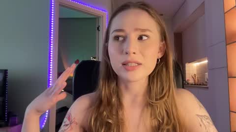 Snapshot of whoisalisa chatting on December 2024 09:41:01 AM Alisa online show from December 2024 09:41:01 AM