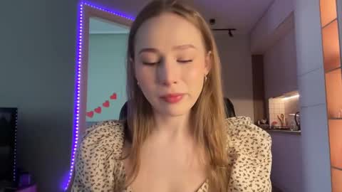 Snapshot of whoisalisa chatting on December 2024 06:53:02 AM Alisa online show from December 2024 06:53:02 AM