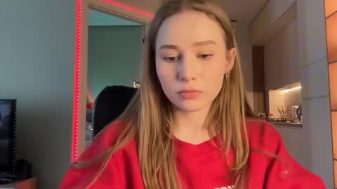 Snapshot of whoisalisa chatting on December 2024 10:02:01 AM Alisa online show from December 2024 10:02:01 AM