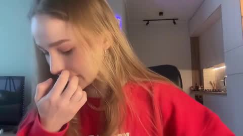 Snapshot of whoisalisa chatting on January 2025 06:20:01 AM Alisa online show from January 2025 06:20:01 AM