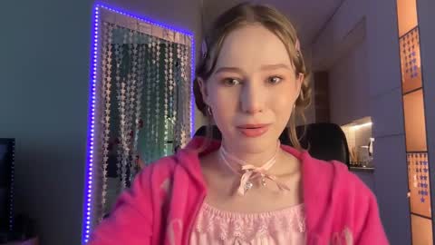 Snapshot of whoisalisa chatting on January 2025 07:10:02 AM Alisa online show from January 2025 07:10:02 AM