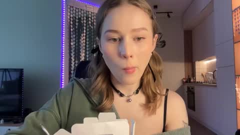 Snapshot of whoisalisa chatting on January 2025 06:56:01 AM Alisa online show from January 2025 06:56:01 AM