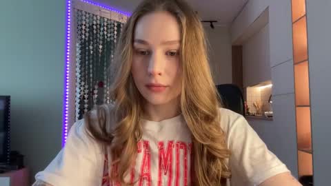 Snapshot of whoisalisa chatting on January 2025 07:19:02 AM Alisa online show from January 2025 07:19:02 AM