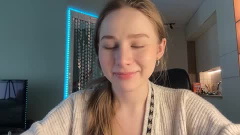 Snapshot of whoisalisa chatting on January 2025 09:44:02 AM Alisa online show from January 2025 09:44:02 AM