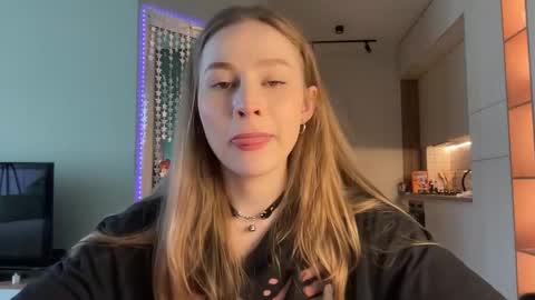 Snapshot of whoisalisa chatting on January 2025 07:04:02 AM Alisa online show from January 2025 07:04:02 AM