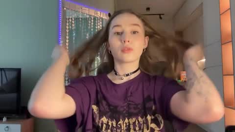 Snapshot of whoisalisa chatting on January 2025 07:11:02 AM Alisa online show from January 2025 07:11:02 AM