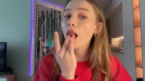 Snapshot of whoisalisa chatting on January 2025 10:19:01 AM Alisa online show from January 2025 10:19:01 AM