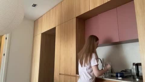 Snapshot of whoisalisa chatting on September 2025 07:32:02 AM Alisa online show from September 2025 07:32:02 AM