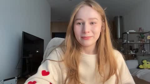 Snapshot of whoisalisa chatting on September 2025 07:31:01 AM Alisa online show from September 2025 07:31:01 AM