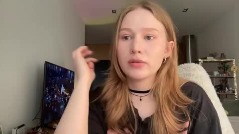 Alisa online show from April 2026 07:25:02 AM