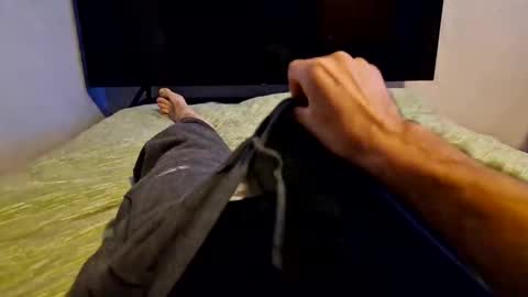 Snapshot of whoknowssomeone chatting on November 2025 05:13:01 PM whoknowssomeone online show from November 2025 05:13:01 PM