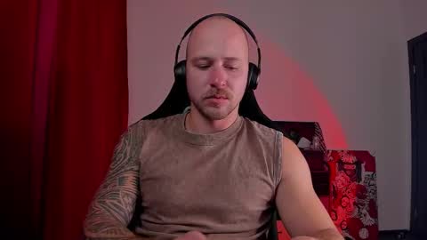 VI online show from October 2025 07:01:02 PM