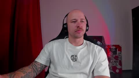 VI online show from November 2025 03:57:01 PM