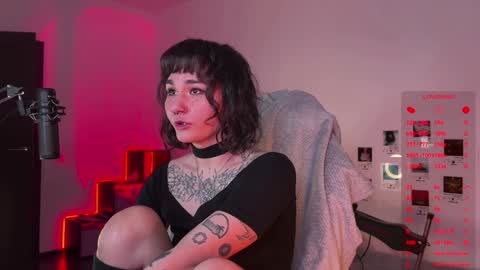 Snapshot of whysosweet chatting on December 2024 01:58:01 AM iggy iggz online show from December 2024 01:58:01 AM