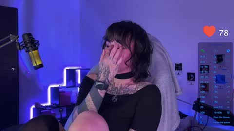 Snapshot of whysosweet chatting on December 2024 01:26:02 AM iggy iggz online show from December 2024 01:26:02 AM