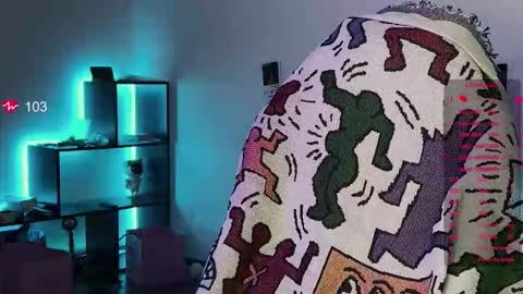 Snapshot of whysosweet chatting on September 2025 02:38:01 AM iggy iggz online show from September 2025 02:38:01 AM