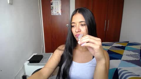 Snapshot of wifhot chatting on February 2026 07:31:02 PM Ilauren online show from February 2026 07:31:02 PM