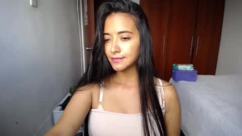 Snapshot of wifhot chatting on February 2026 11:31:02 AM Ilauren online show from February 2026 11:31:02 AM