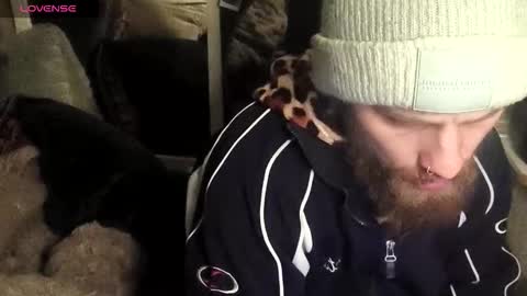 wilclyde1996 online show from February 2026 06:04:01 PM