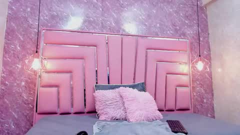 Snapshot of wild_firee_ chatting on November 2025 08:18:01 PM wild_firee_ online show from November 2025 08:18:01 PM