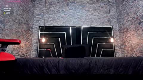 wild_firee_ online show from April 2026 08:14:02 PM