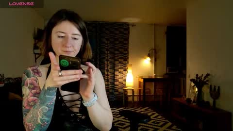 Snapshot of wild_peony chatting on February 2026 06:28:02 PM wild_peony online show from February 2026 06:28:02 PM