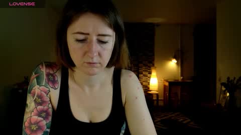 Snapshot of wild_peony chatting on February 2026 06:23:01 PM wild_peony online show from February 2026 06:23:01 PM