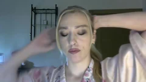 Alina online show from March 2025 11:29:02 AM