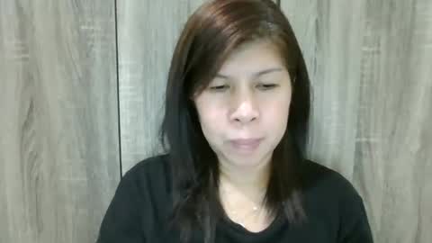 Snapshot of wildbrownchick69 chatting on December 2024 08:27:01 PM WildChick online show from December 2024 08:27:01 PM