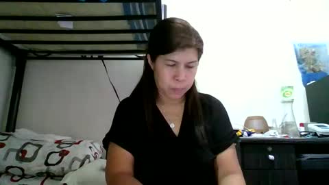 Snapshot of wildbrownchick69 chatting on October 2025 11:44:02 PM WildChick online show from October 2025 11:44:02 PM