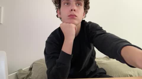 wilddesire18 online show from September 2025 02:00:01 PM